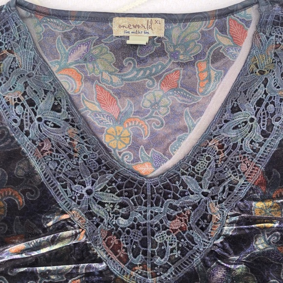 One World Lace Trimmed Velvety Blue V Neck Tunic - Picture 2 of 7